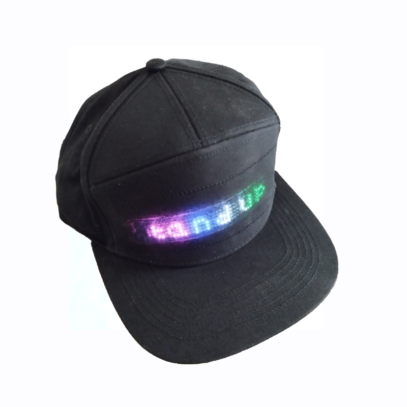 Basecap mit LED Schriftzug